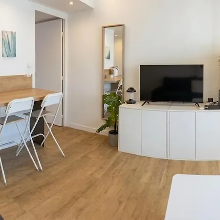 Apartment Superbe Rooftop Vue Port Santa Lucia 5 Pers *