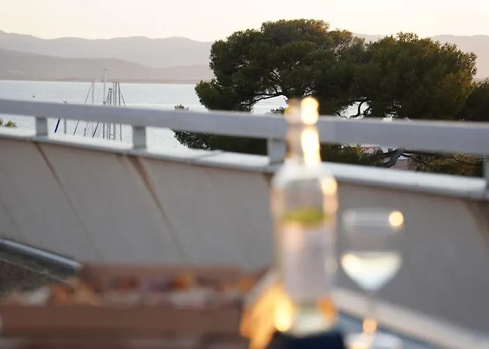 Superbe Rooftop Vue Port Santa Lucia 5 Pers * Saint-Raphaël